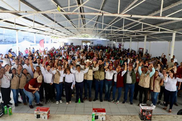 Lleva SEBIEN Mercado del Bienestar a Jaumave